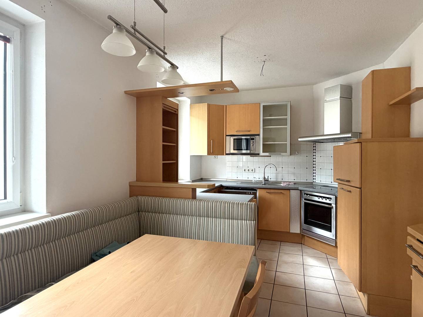 Ruhige Wohnung mit Loggia und Carport in zentraler Lage