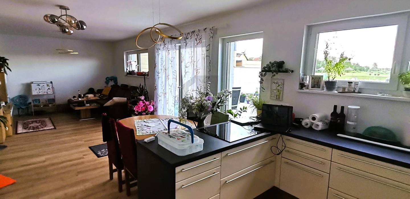Wohnung mit direktem Seezugang und Garten