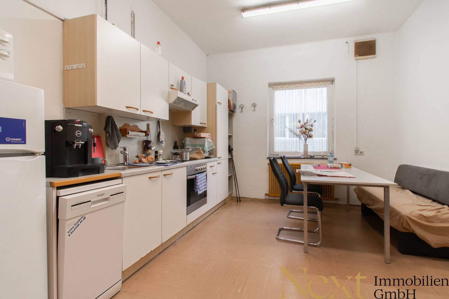 Gewerbeobjekt mit Hallen und Lagerflächen in Linz