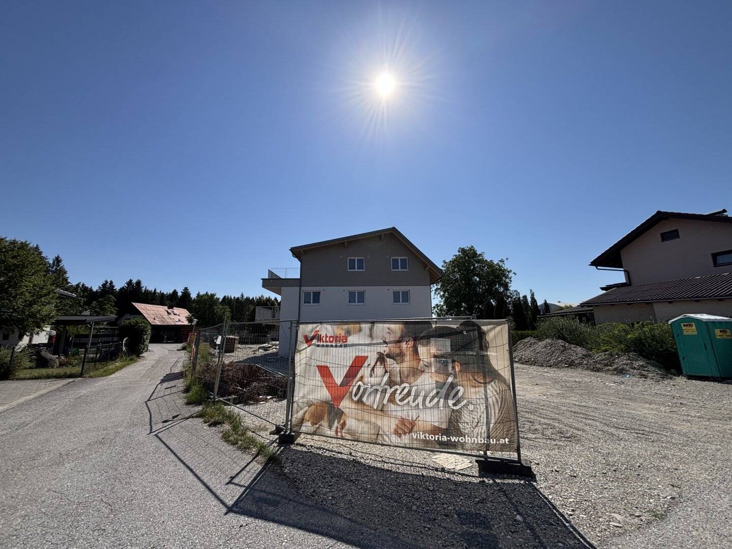 Erdgeschosswohnung mit Garten und Terrasse in Bürmoos