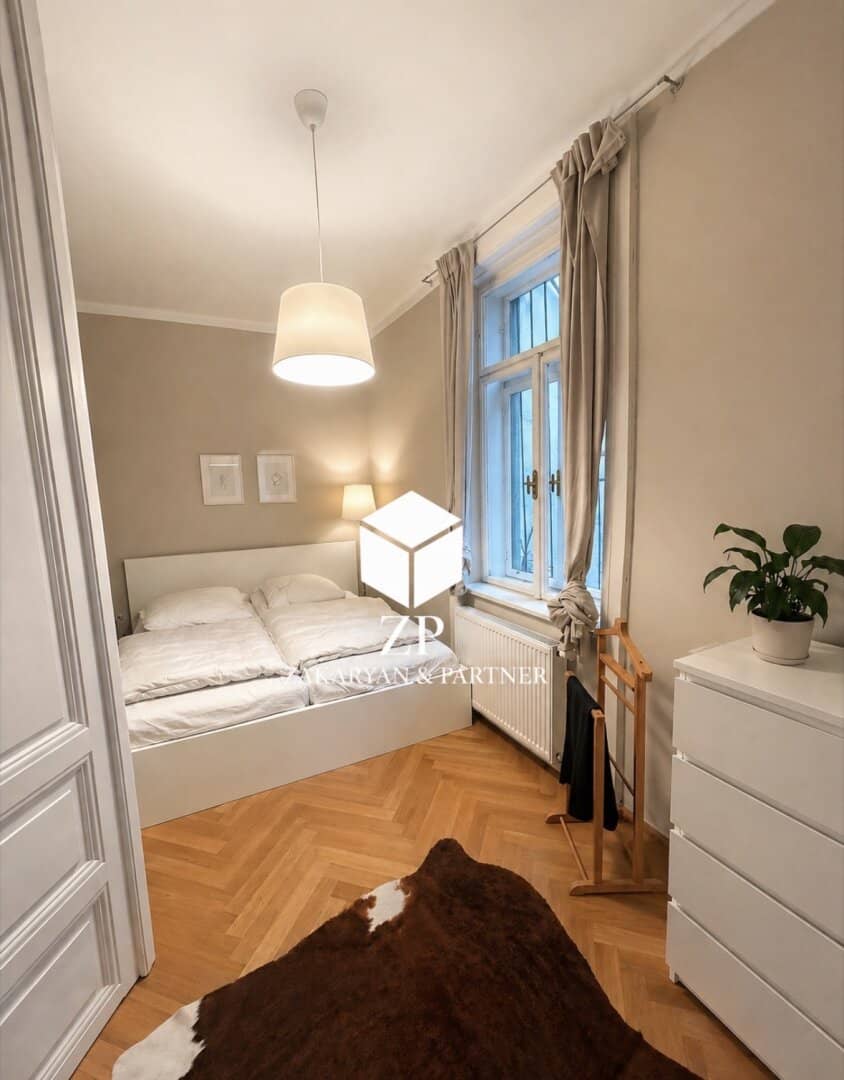 Stylish three room apartment with timeless elegance