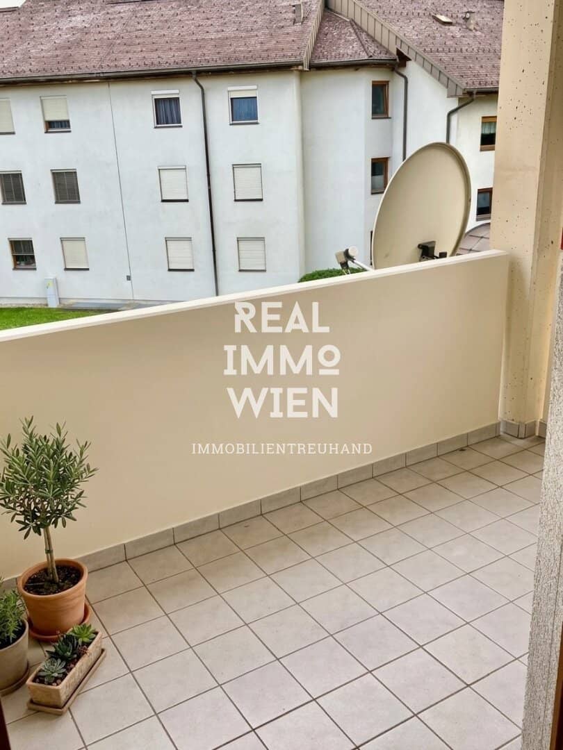 Sunny 2-Room Apartment with Loggia and Mountain View