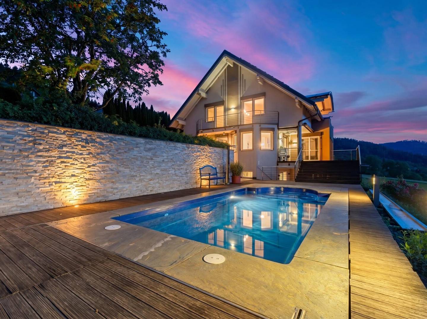 Einfamilienhaus mit Panoramablick Pool und Wellnessbereich am Magdalensberg