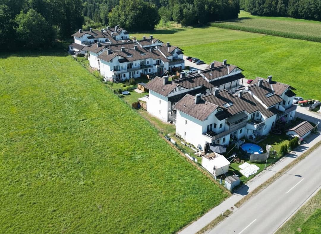 Helle Maisonettewohnung mit sonnigem Balkon und guter Anbindung