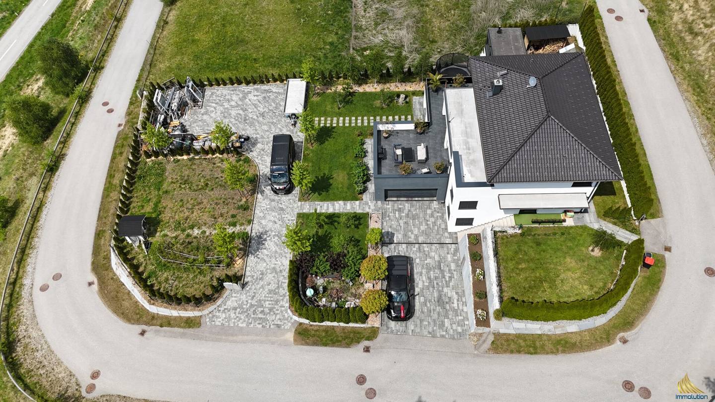 Modernes Landhaus mit Sauna und Weitblick in sonniger Hanglage
