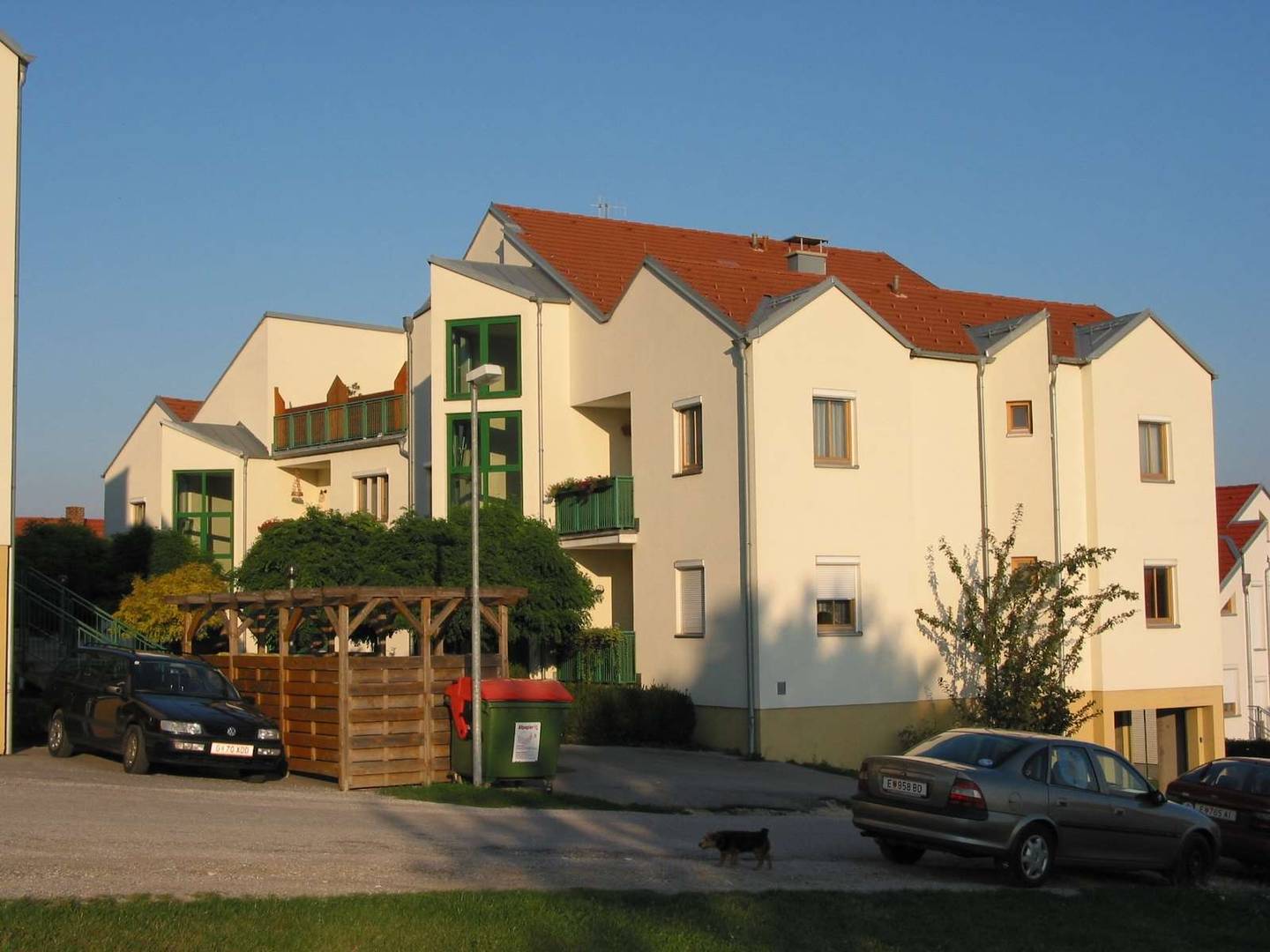 Helle 3 Zimmer Wohnung mit Elektroheizung