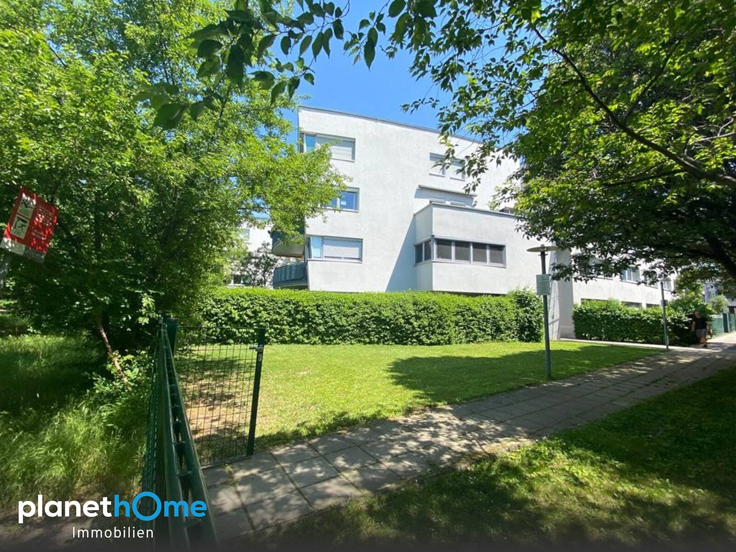 Bright Family Apartment with Terrace and Balcony near Bisamberg
