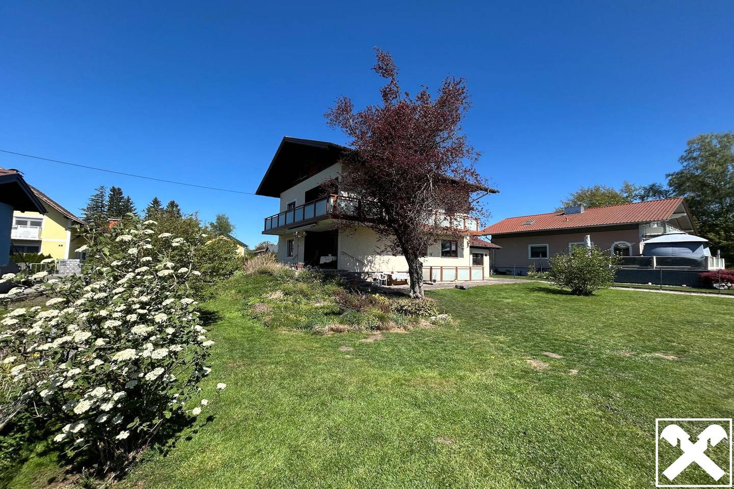 Einfamilienhaus mit Balkon und Terrasse in Bürmoos