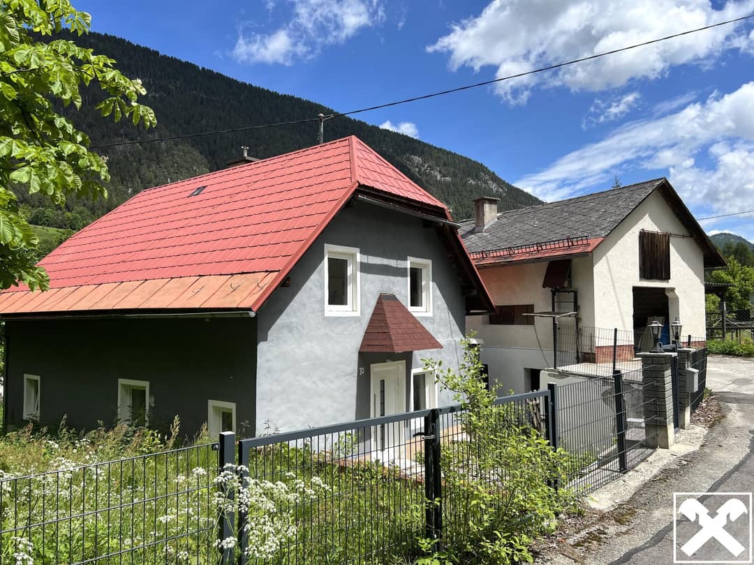 Charmantes Haus mit Garten und Bachlage in Bad Bleiberg