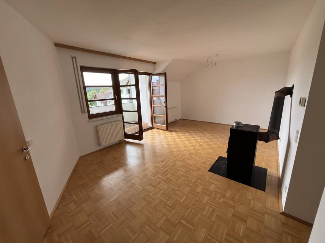Bright attic apartment with fireplace and southwest loggia in Vöcklabruck