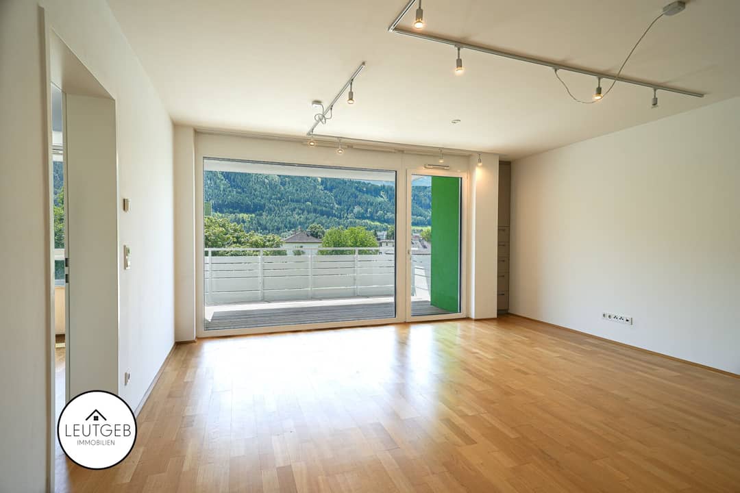 Helle 3-Zimmer-Wohnung mit Südbalkon und Loggia