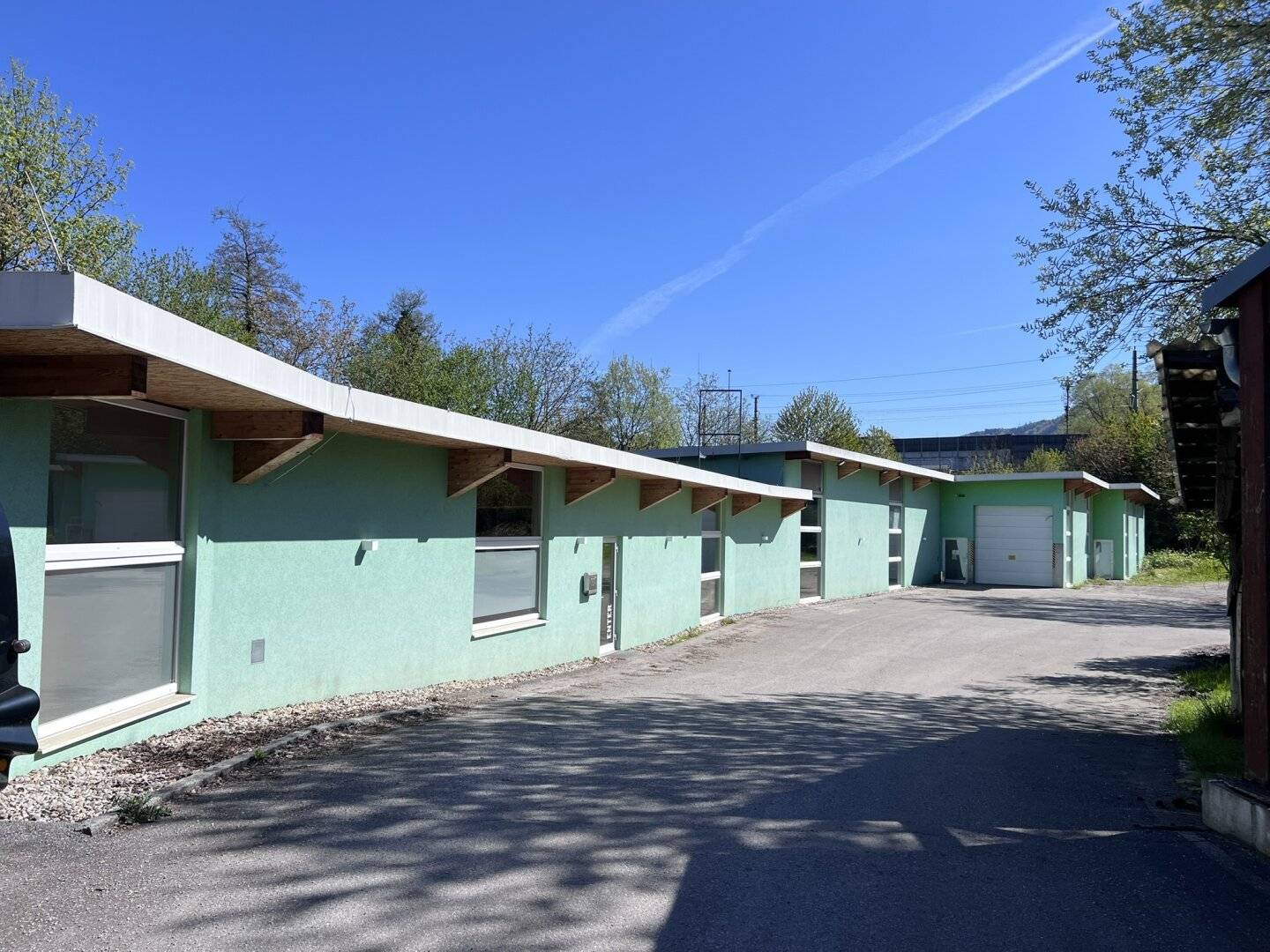 Hall with geothermal heating and underfloor heating right by the Alterbach