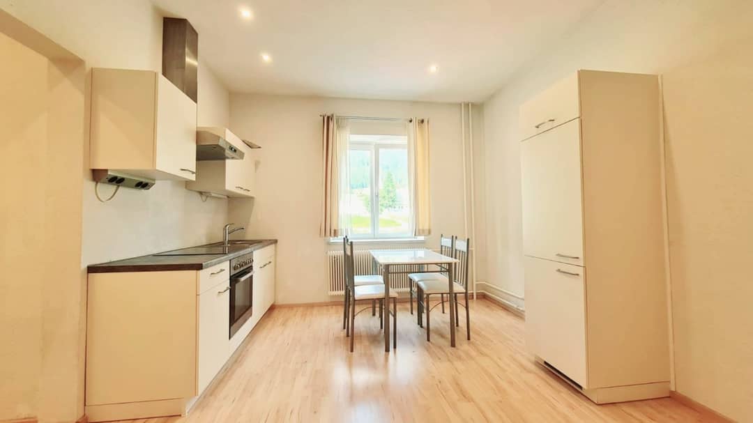 Spacious Garçonnière with Open Living Area and Kitchen