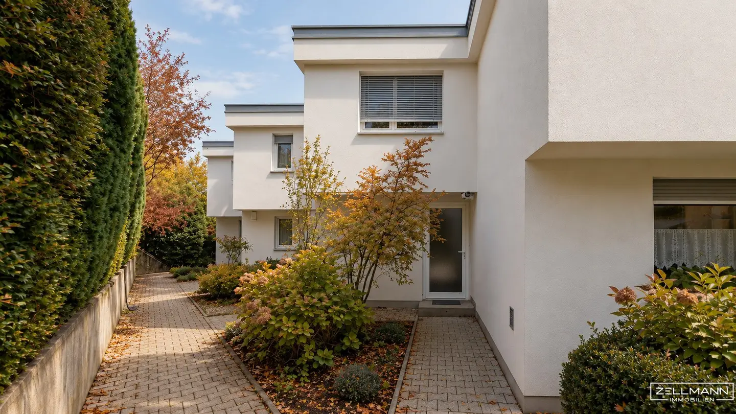 Reihenhaus in Grünruhelage mit Garten und Garage