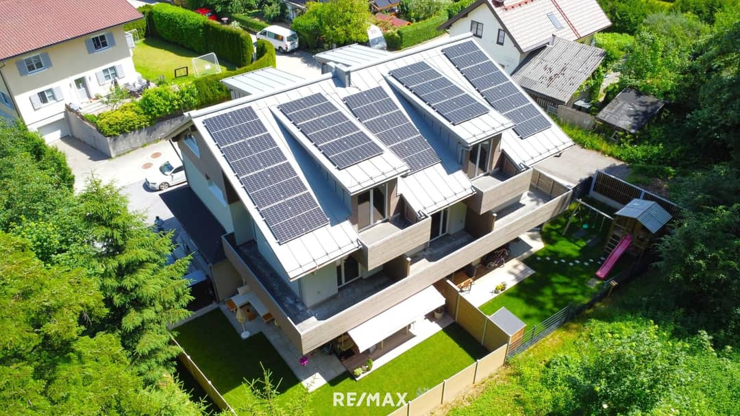 Maisonette apartment with balconies and PV system near forest edge