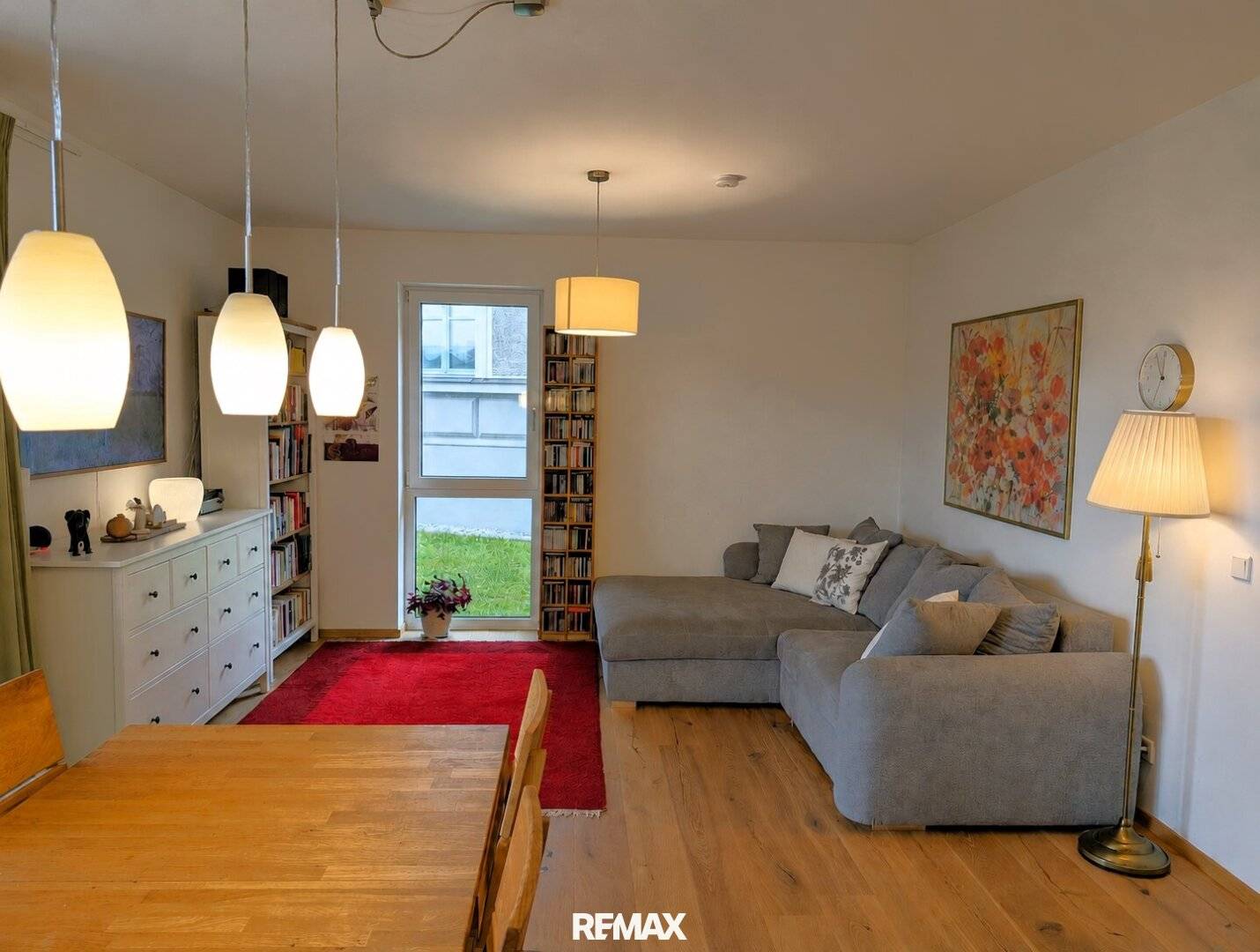 Erdgeschosswohnung mit Terrasse und Fernblick
