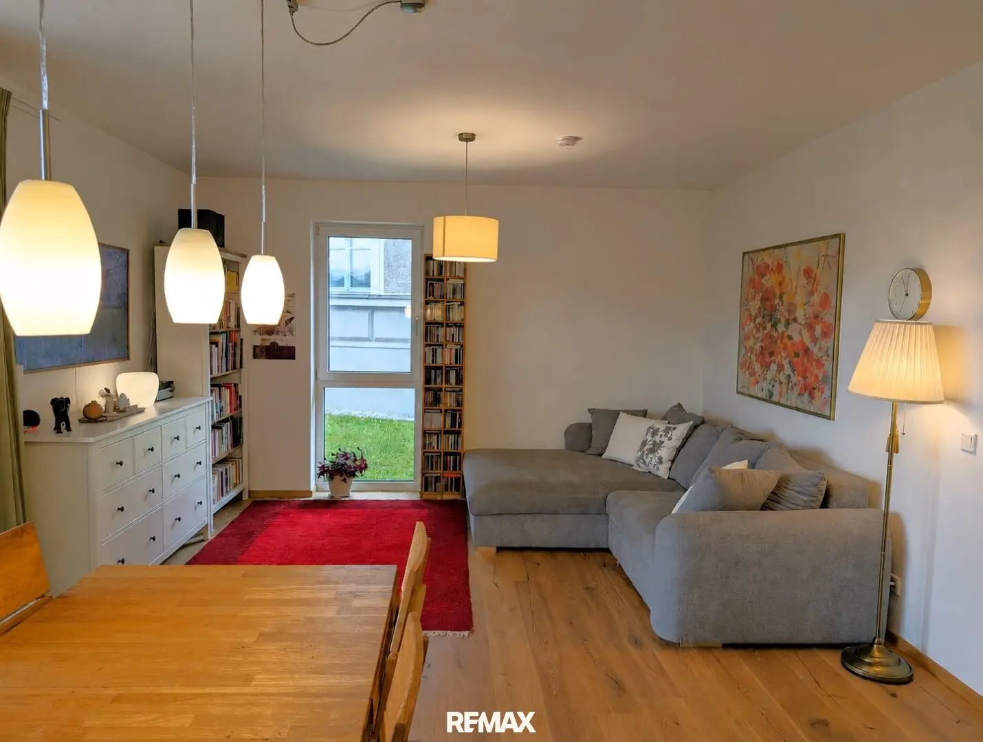 Erdgeschosswohnung mit Terrasse und Fernblick