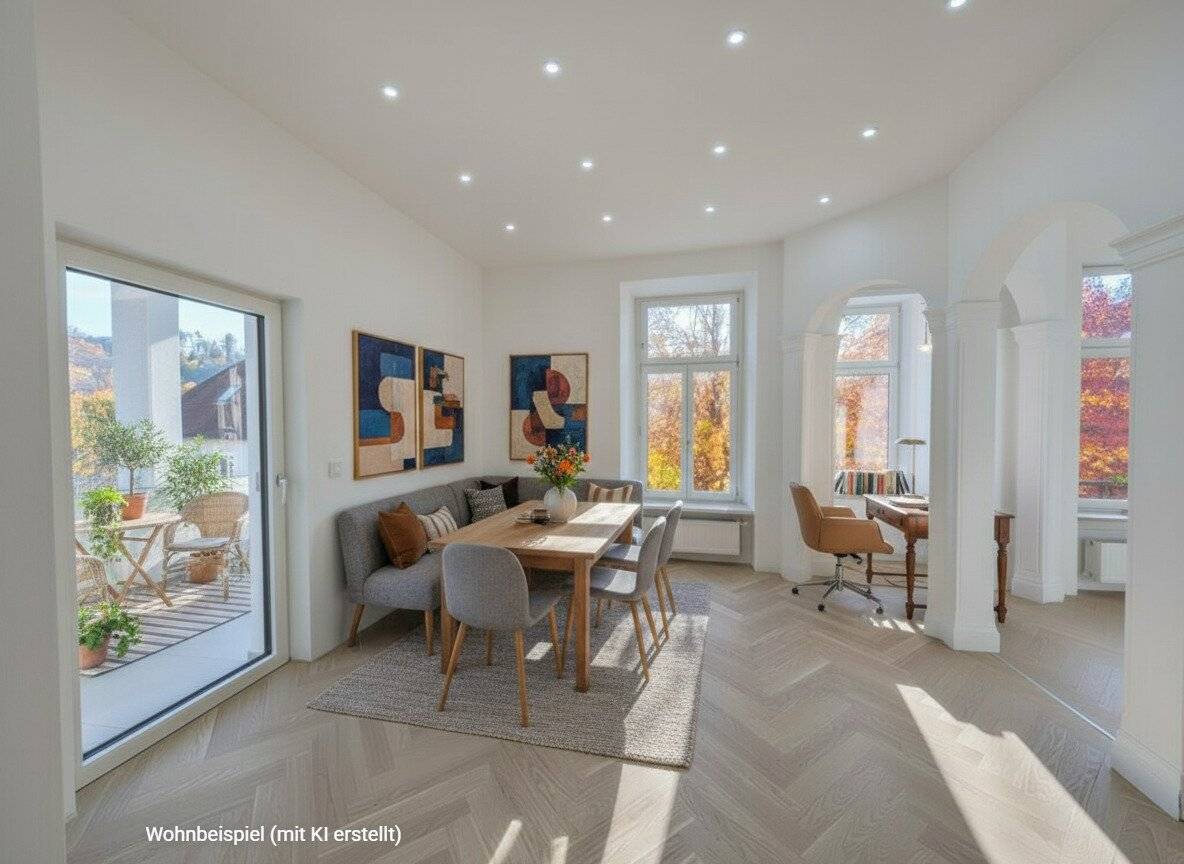 Renovated Altbau apartment with balcony and parquet in St. Peter