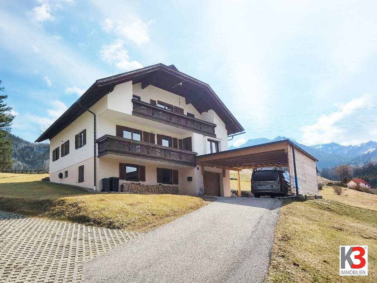 Single-family house with garden and alpine panorama near Koschuta mountain