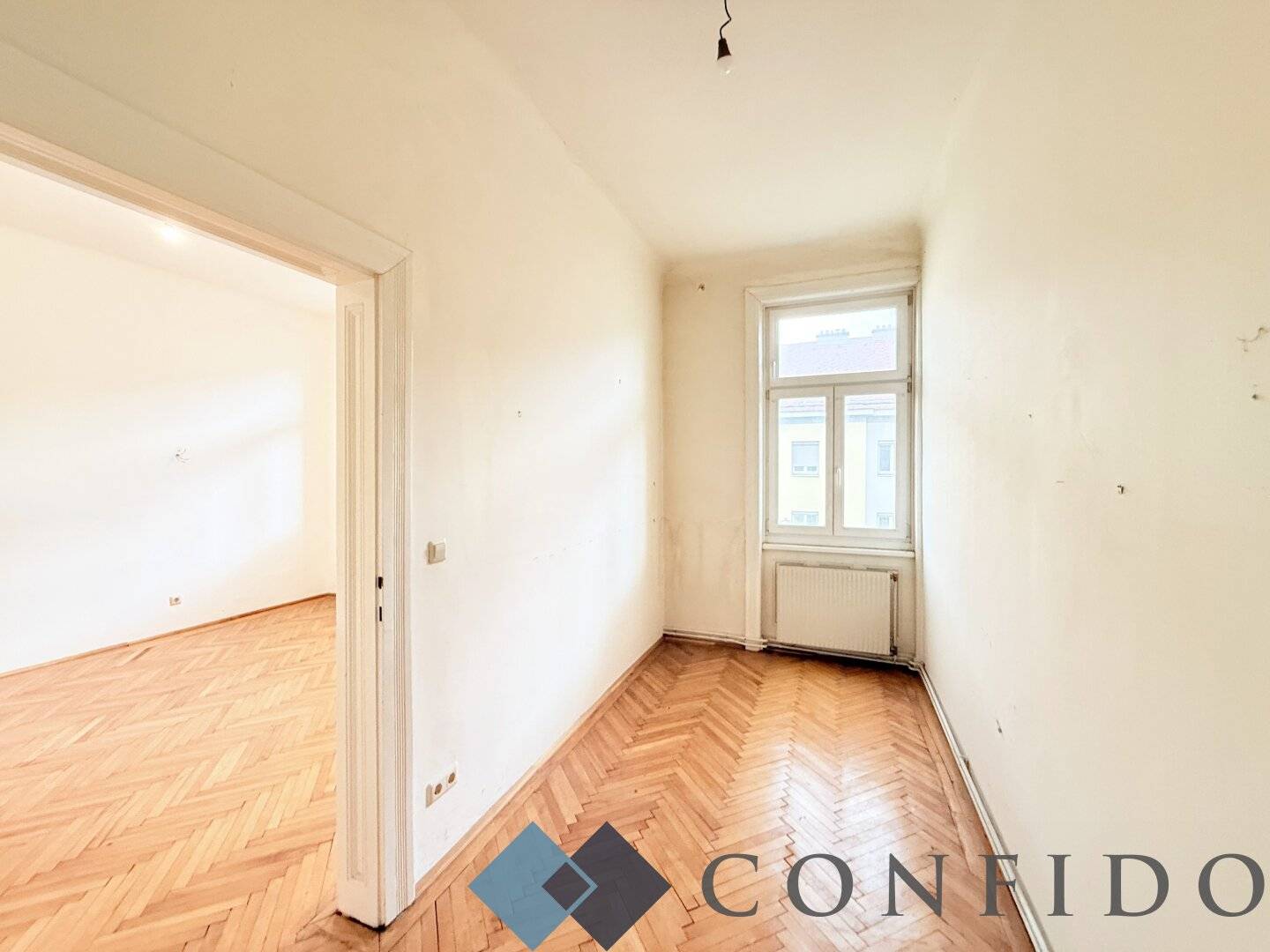 Altbauwohnung mit hoher Decke am Stöberplatz