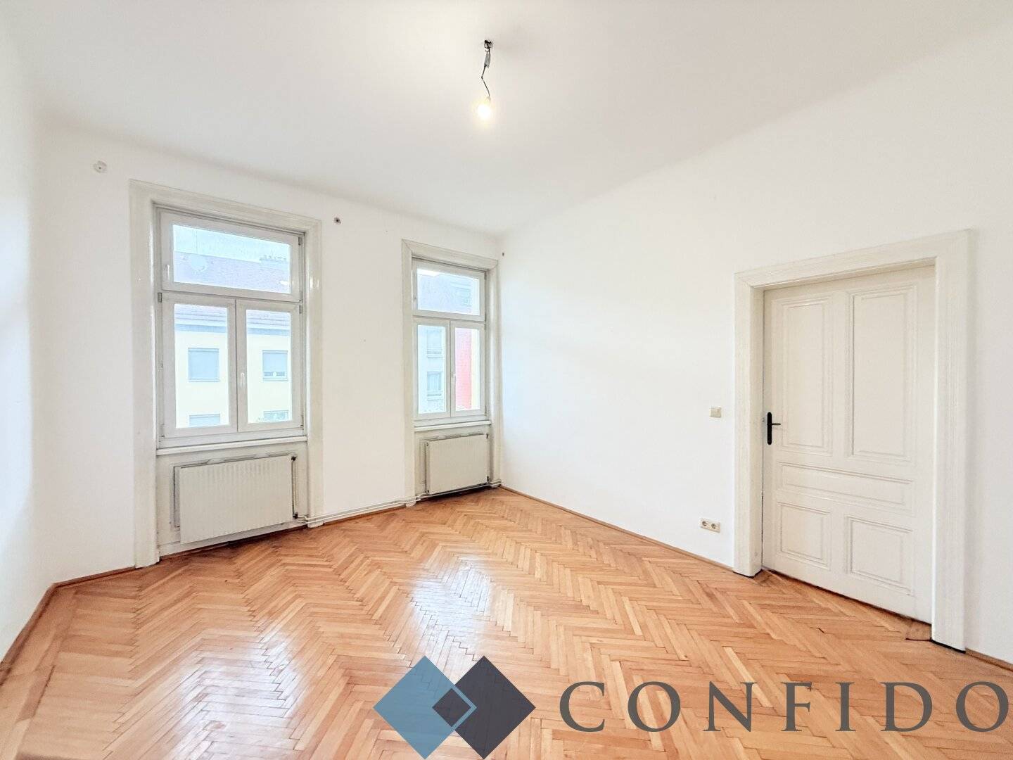 Altbauwohnung mit hoher Decke am Stöberplatz