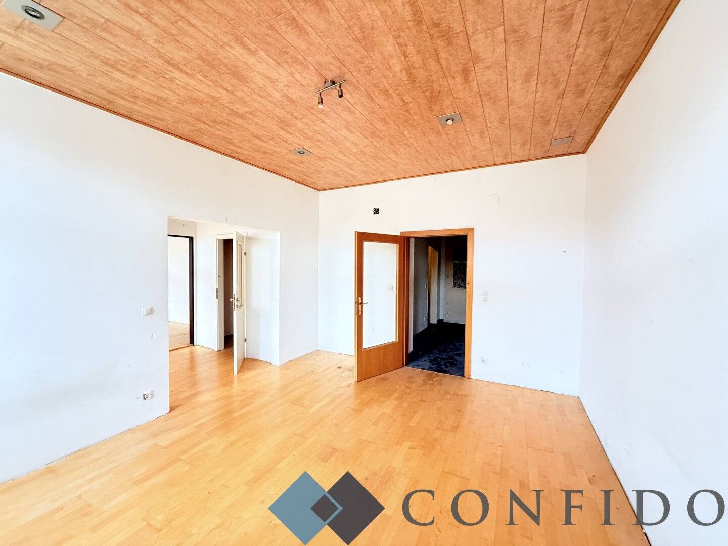 Altbauwohnung mit Potenzial am Stöberplatz