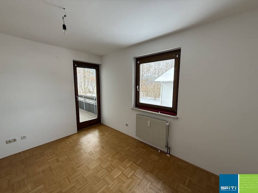 Cozy Apartment with West-Facing Loggia and Cellar Storage