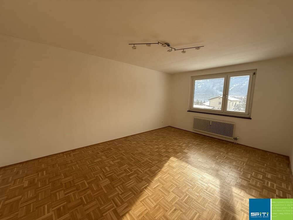 Wohnung mit Loggia in sonniger Südlage