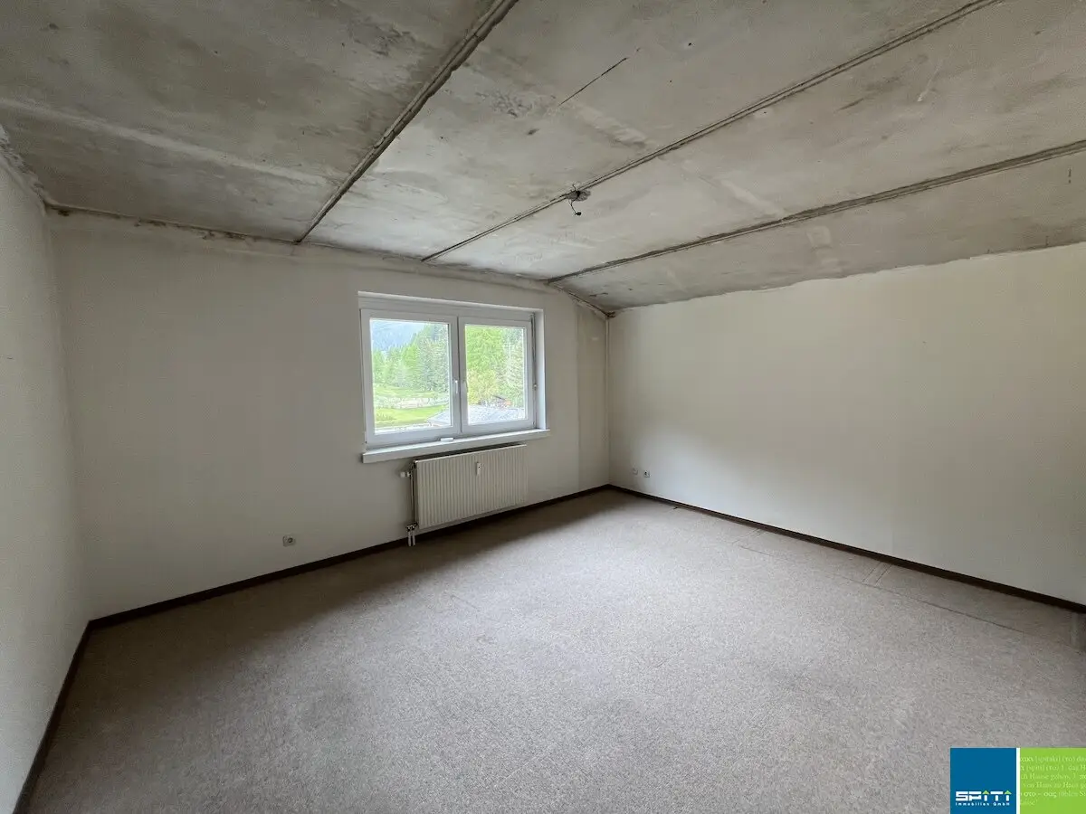 Wohnung mit Balkon und Parkplatz in ruhiger Lage