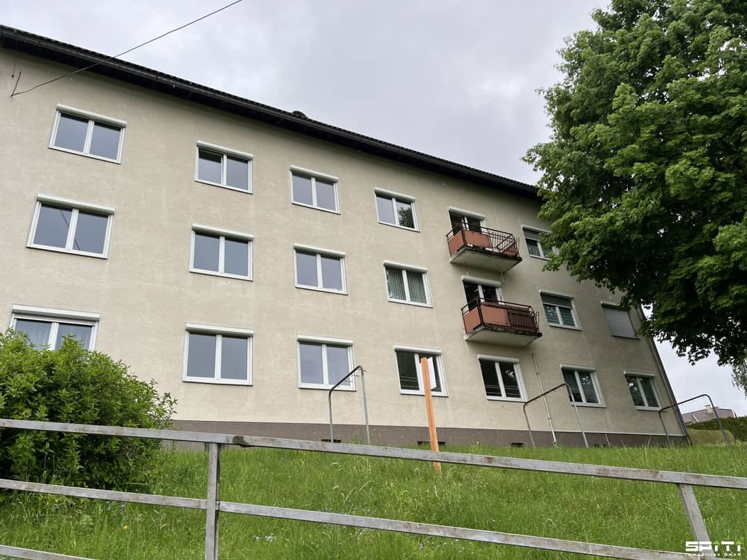 Hochparterrewohnung mit Abstellraum