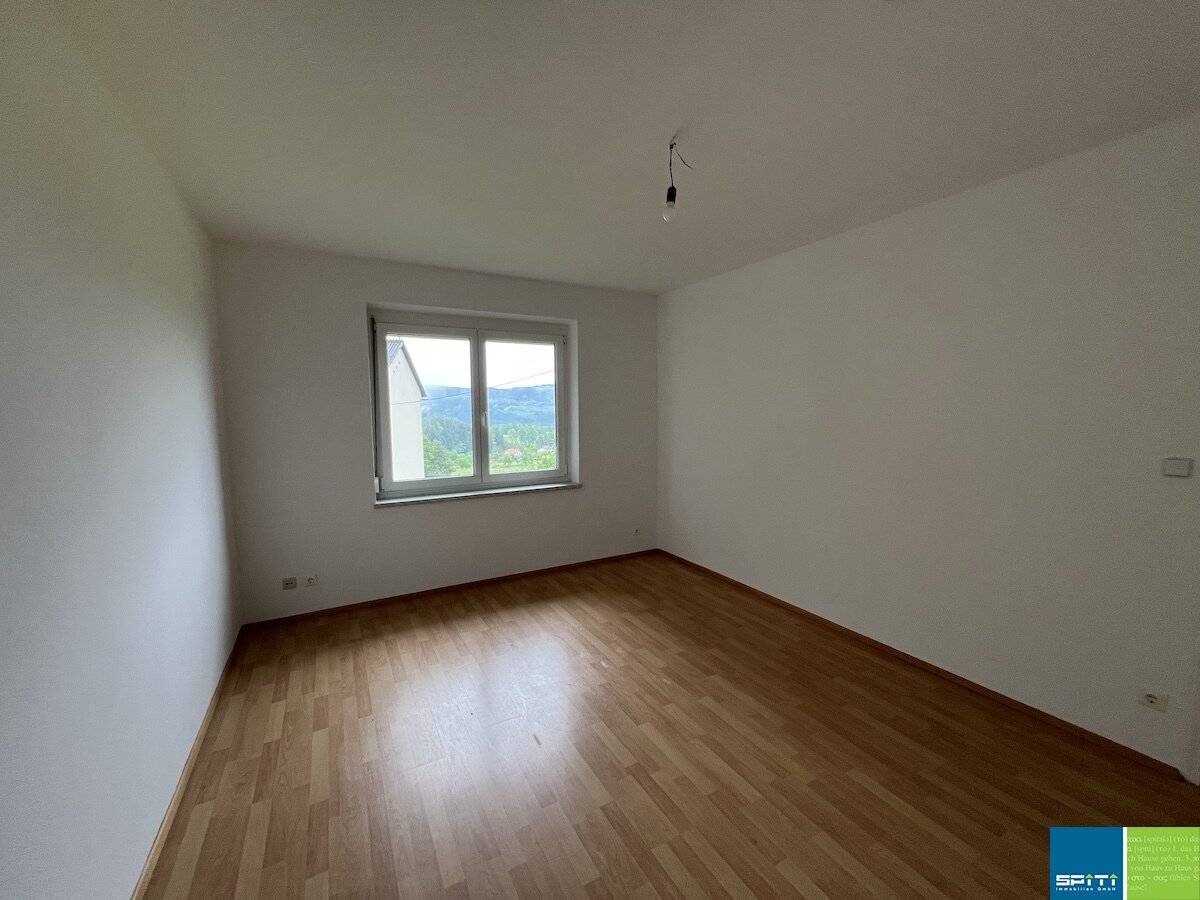 Hochparterrewohnung mit Abstellraum