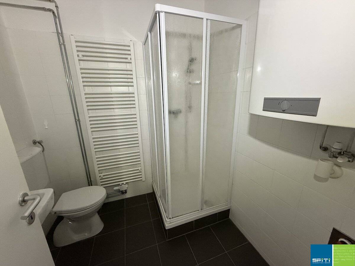 Ground floor apartment with terrace and parking