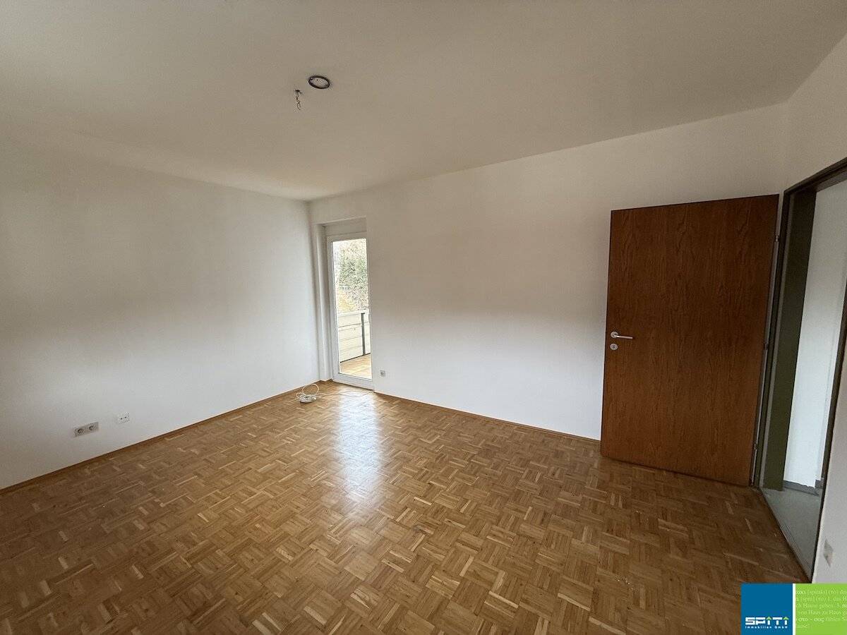 Bright 3 room apartment with loggia on the 2nd floor