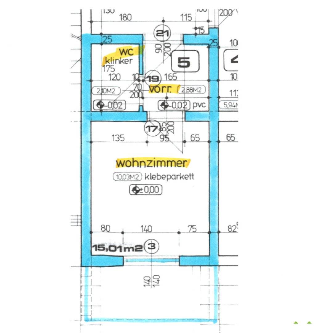 Erdgeschosswohnung mit Terrasse und Parkplatz