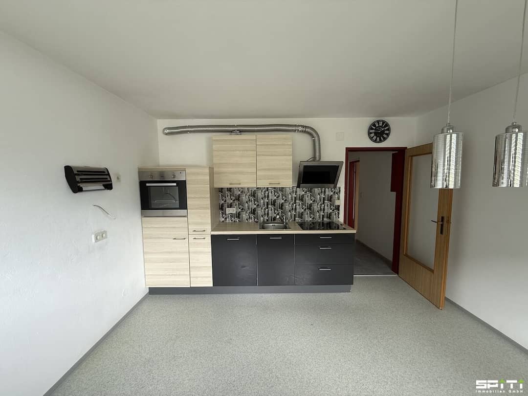 Familienwohnung mit Kaminanschluss und Kellerabteil