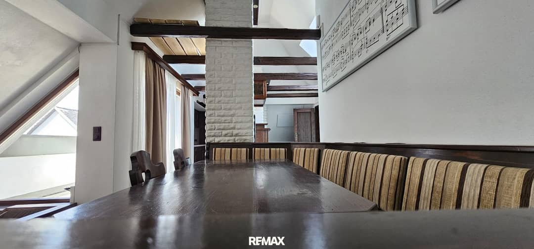 Charmantes Maisonette mit Kaminofen und Terrasse in zentraler Lage