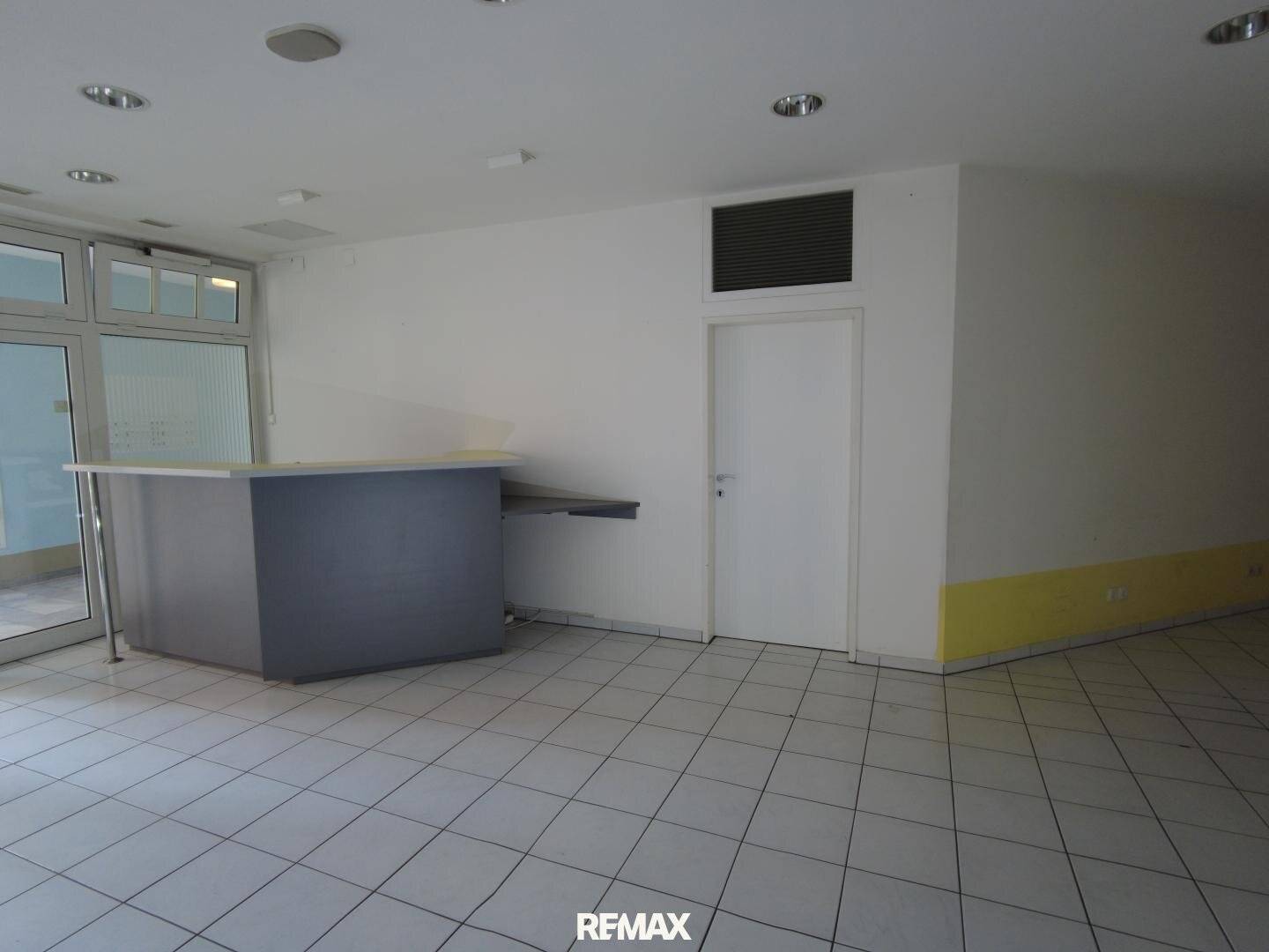 Barrier-free retail space with glass frontage in prime city center location