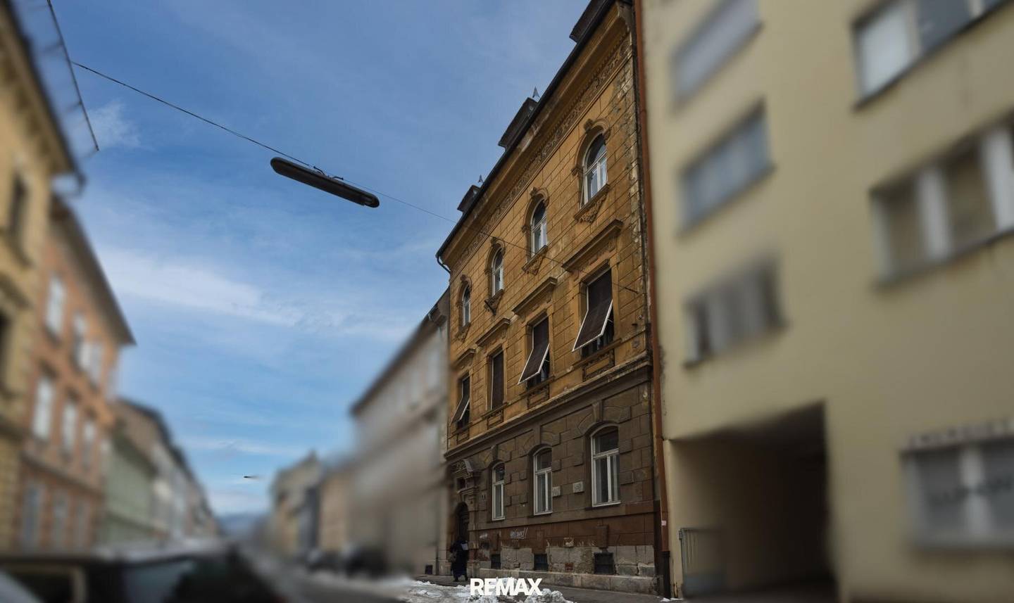 Historisches Haus mit Garten in zentraler Lage