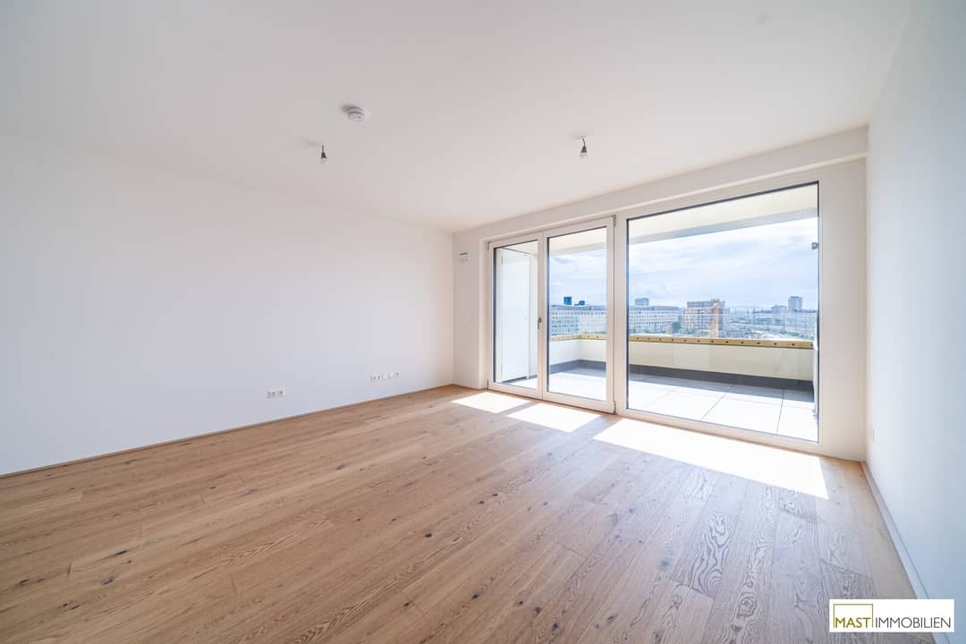Helle Neubauwohnung mit Balkon im 7. Stock