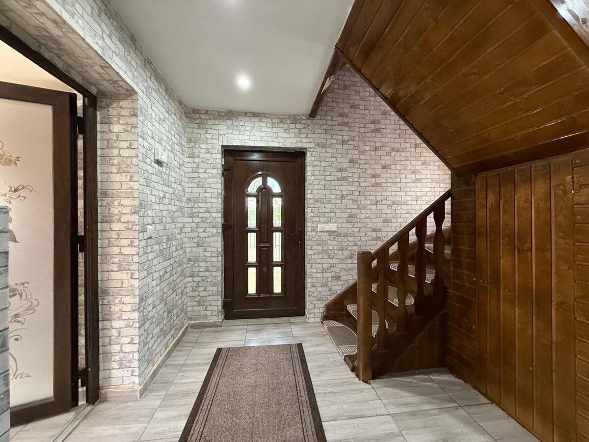 Single family home with sunny terrace and garden