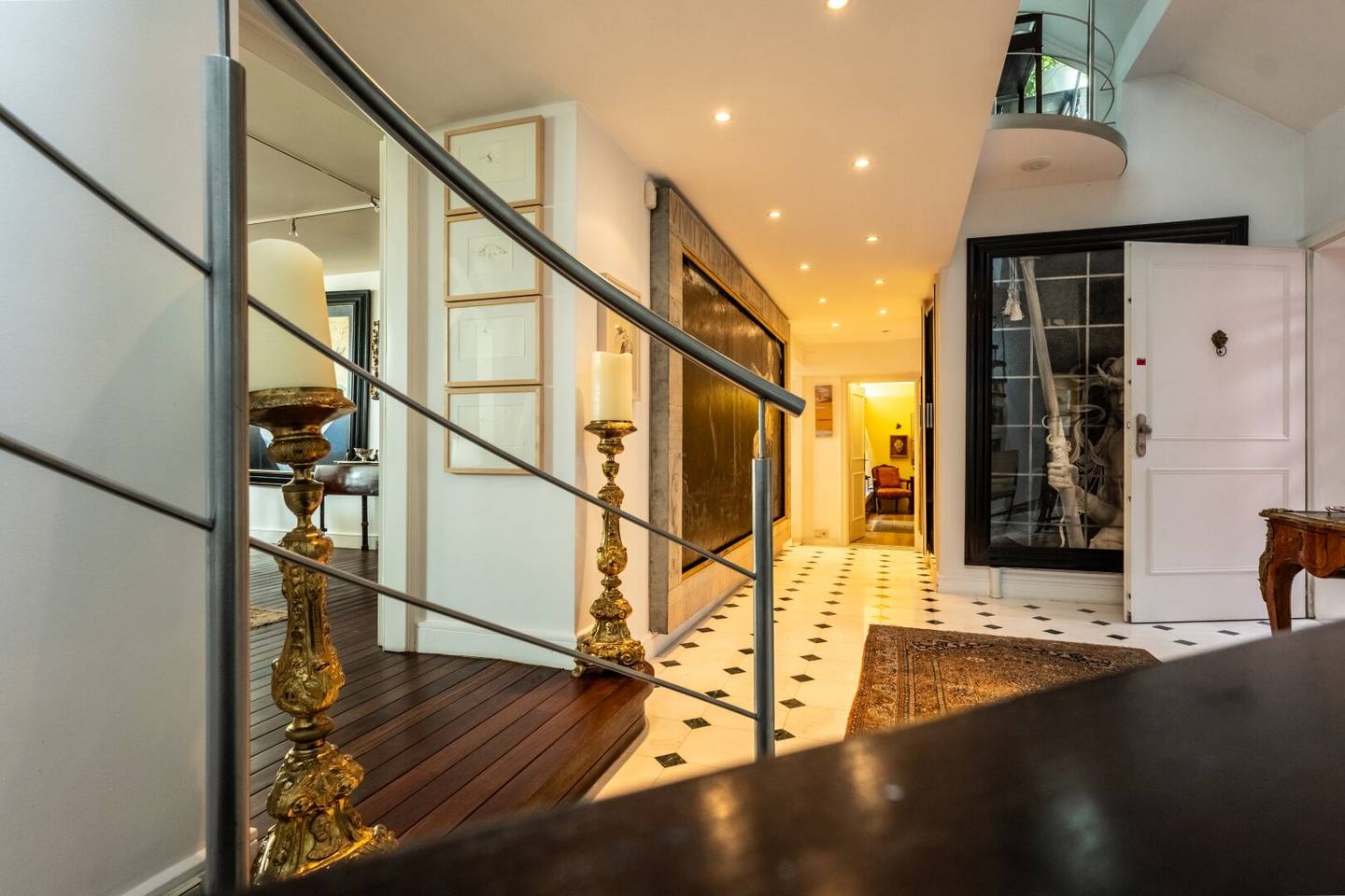 Penthouse mit Terrasse und Wintergarten im Herzen der Wiener Innenstadt