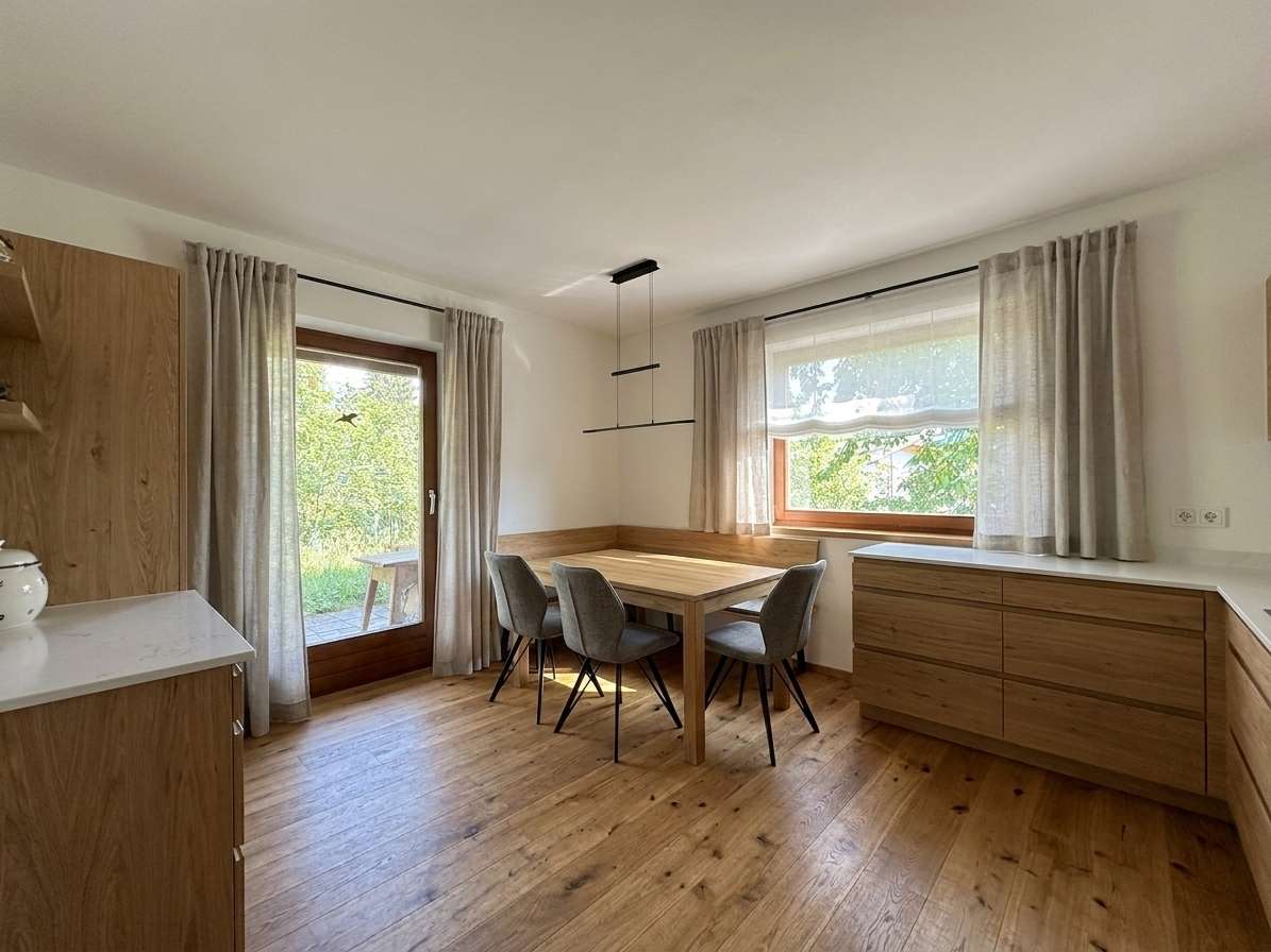 Einfamilienhaus in Ski In Ski Out Lage mit Garten