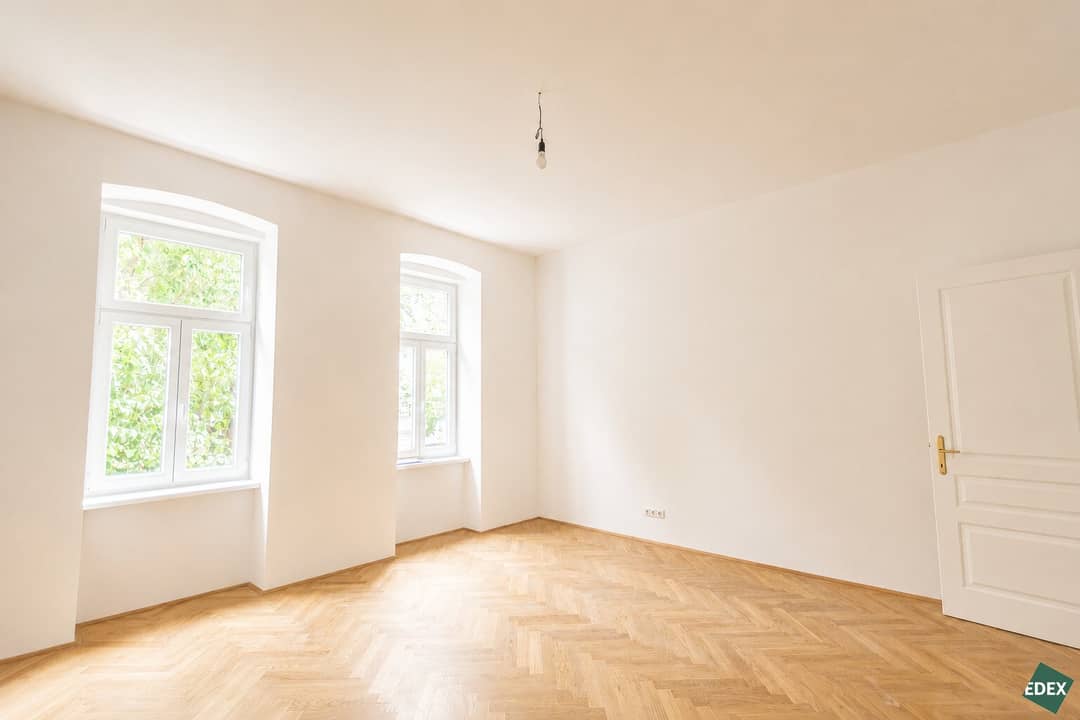 Sanierte Altbauwohnung mit Balkon nahe der Schmelz