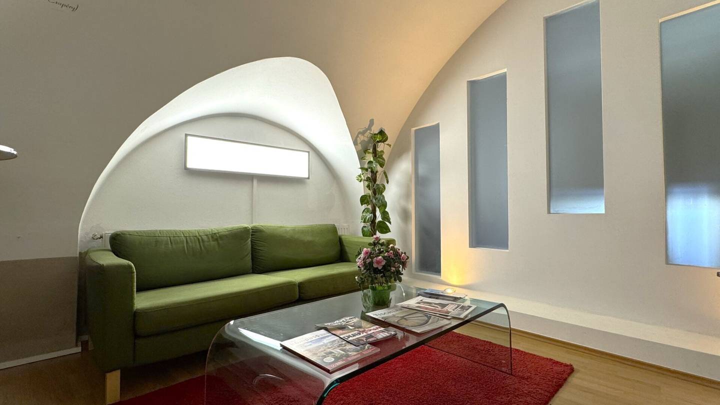 Bright Office with Garden Terrace and Grill Area