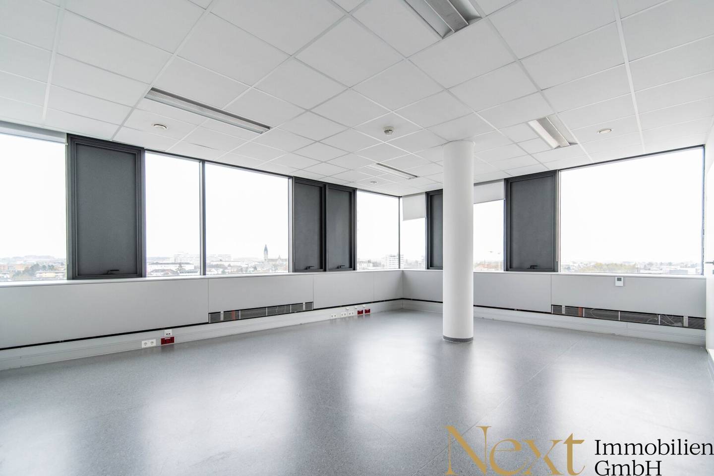 Moderne und klimatisierte (Penthouse-)Bürofläche mit Parkplätzen und top Ausstattung ab sofort in Wels zu vermieten!