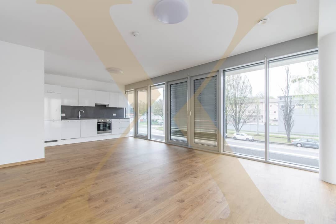 Modern apartment with fitted kitchen and rooftop terrace in Linz