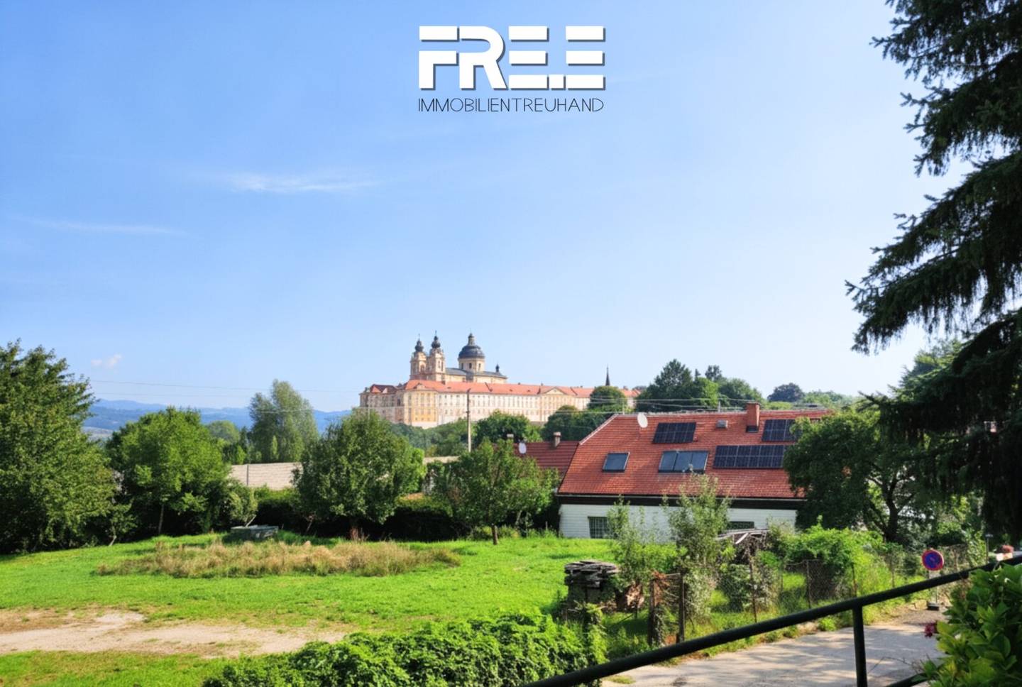 Investment building with 12 units | Rare income property, Building class III, offers possible until 28.09.