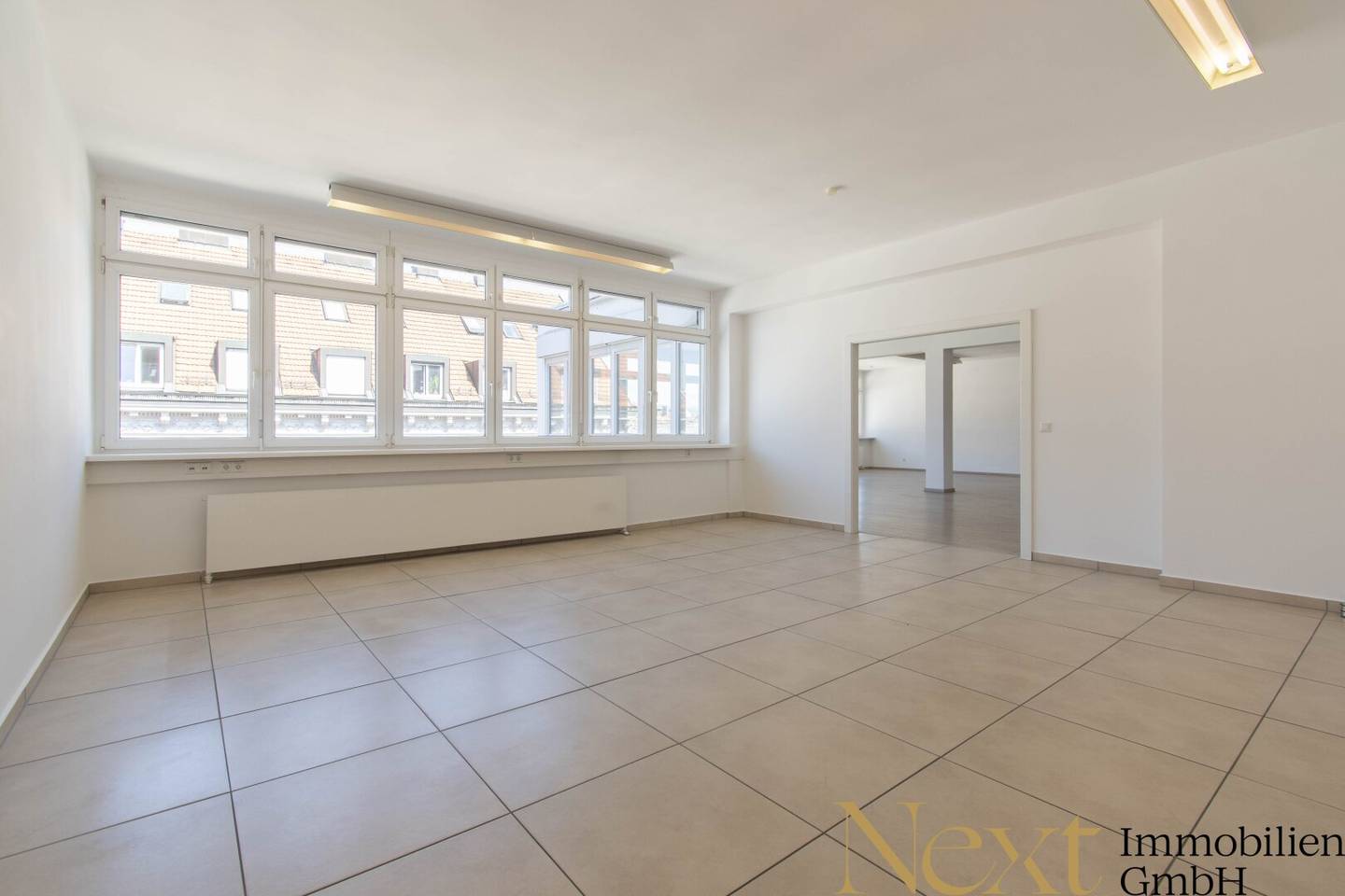 Bright office space with training room in Linz city center for rent