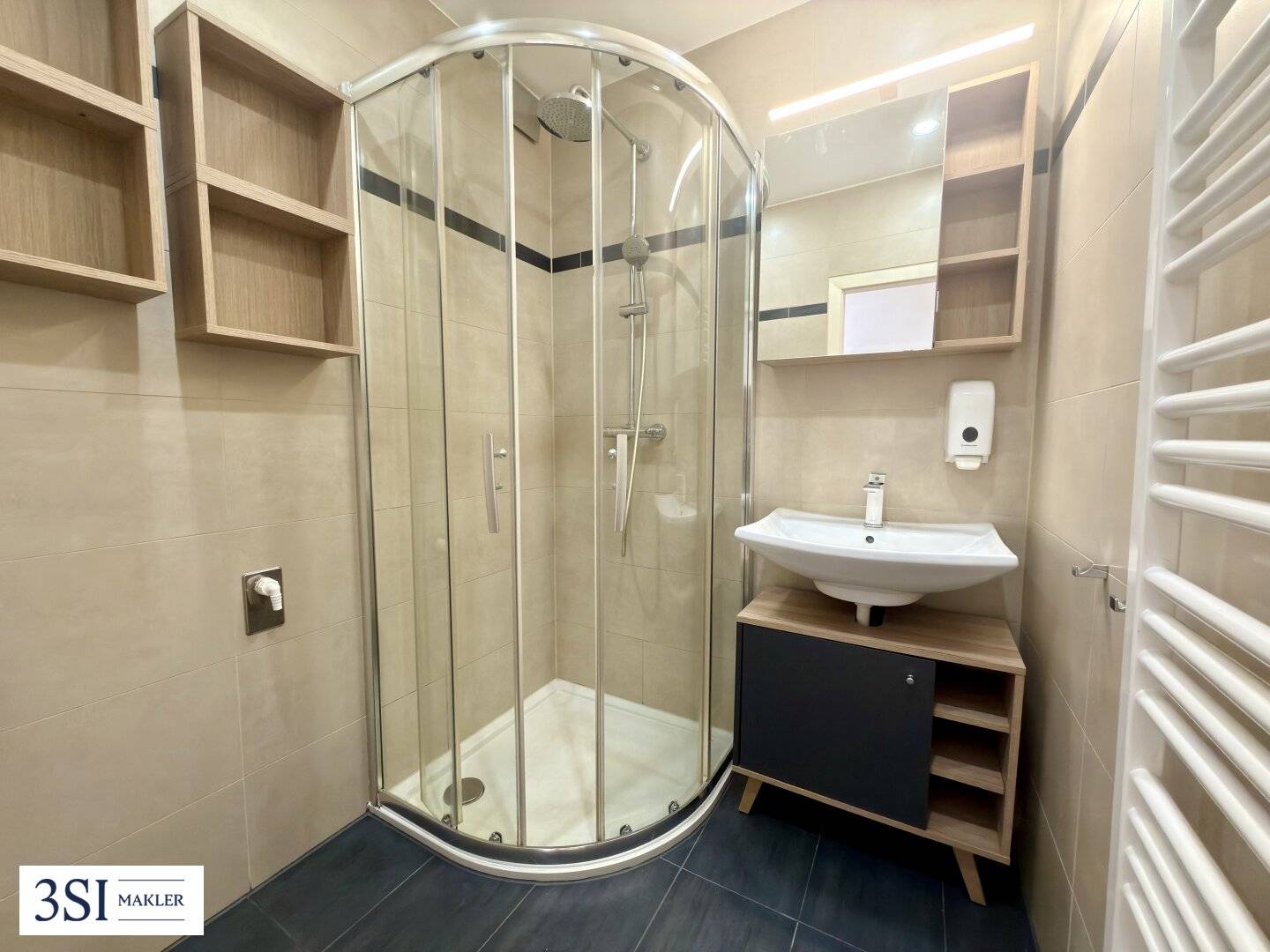 Bright newly built apartment with elevator and cellar near Alte Donau