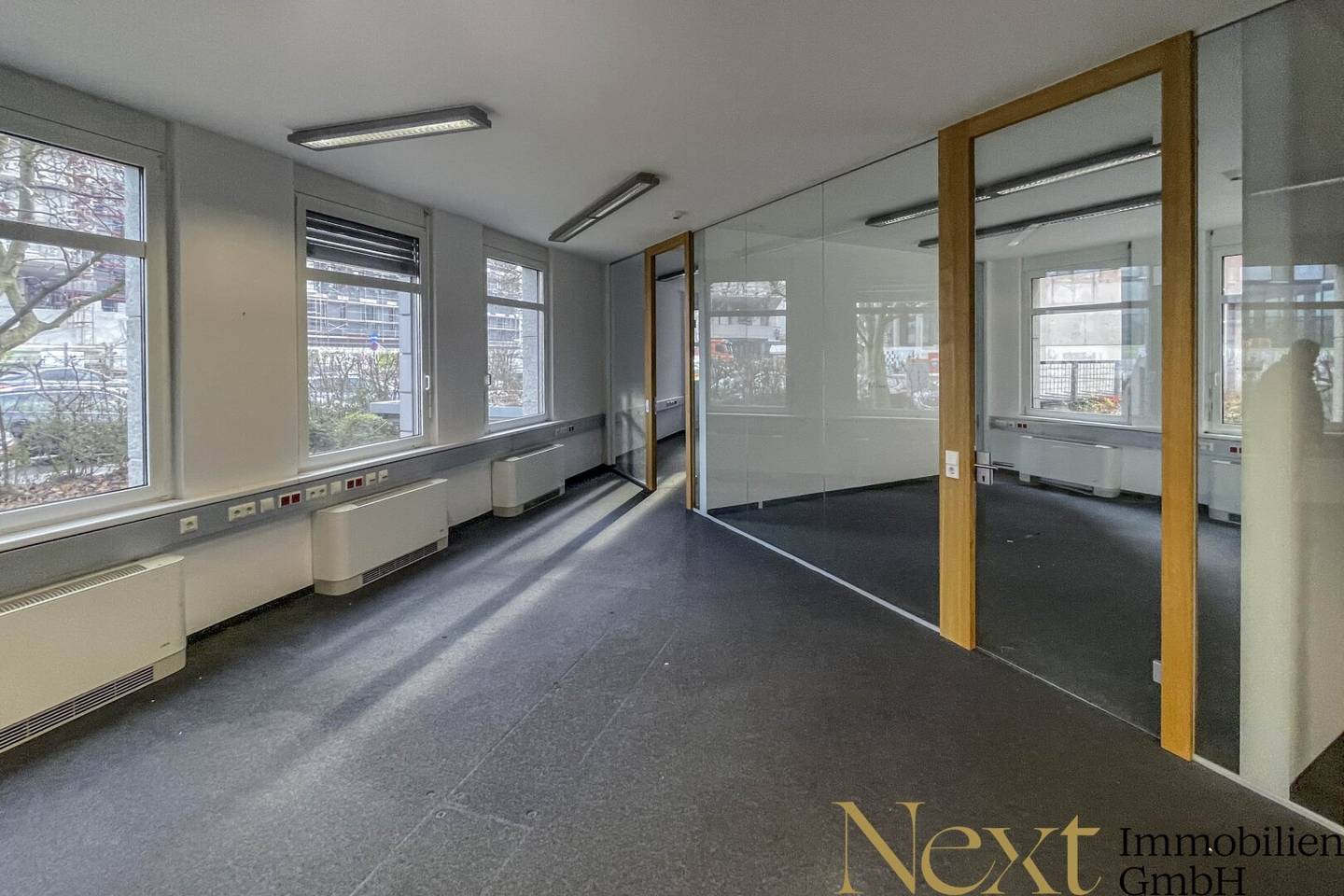 Spacious office space in a central location near Linz city center for rent